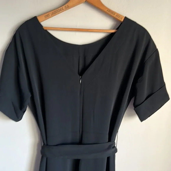 Everlane Japanese GoWeave Short Sleeve Jumpsuit - Picture 6 of 11